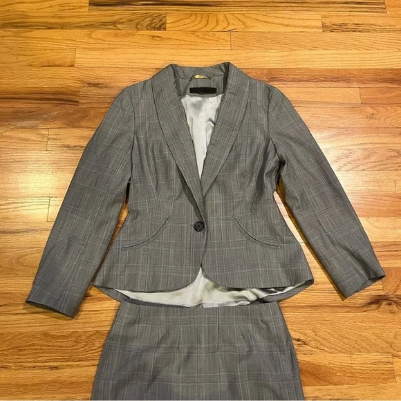BOGO Yigal Azrouel Gray Plaid Blazer & Skirt Set - Picture 2 of 9